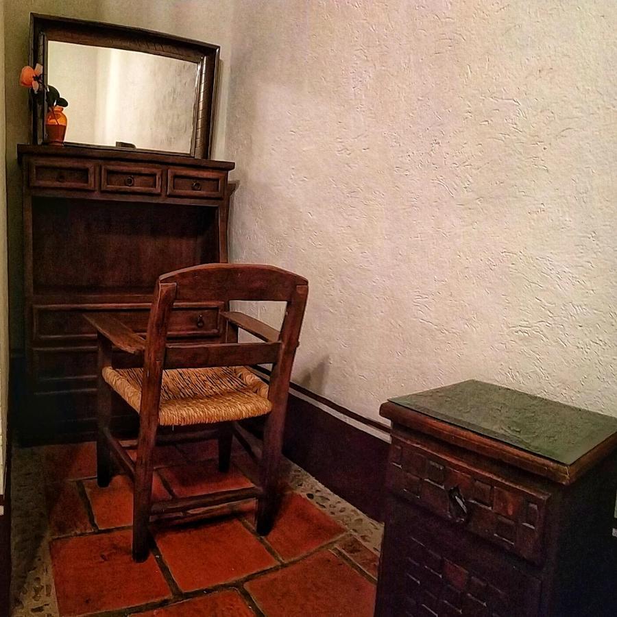 Hotel La Casona De La Esmeralda