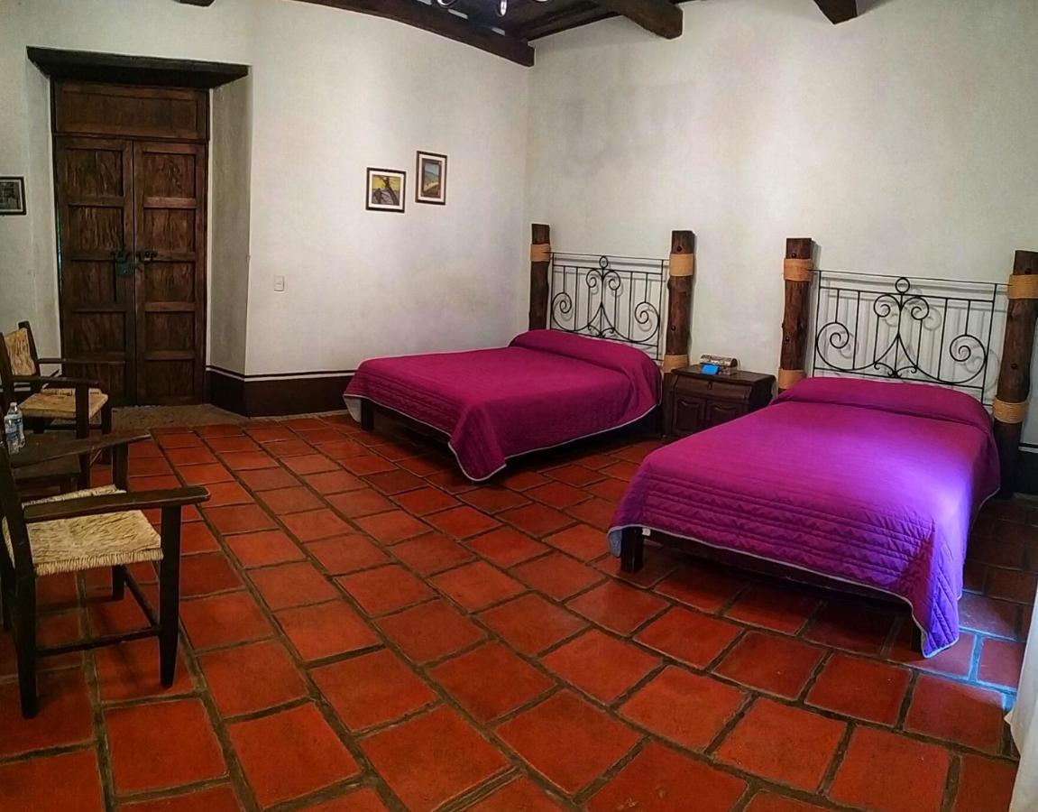 Hotel La Casona De La Esmeralda *